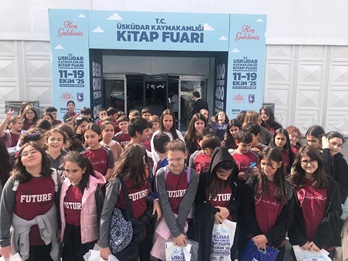 2025-uskudar-kitap-fuar-gezi7