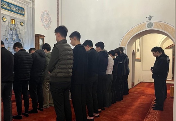 İstanbul'da İnşa Edilen İlk Camii
